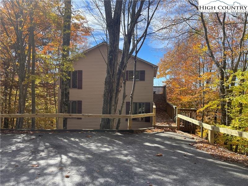110 Aster Trail, Beech Mountain, NC 28604 for Sale
