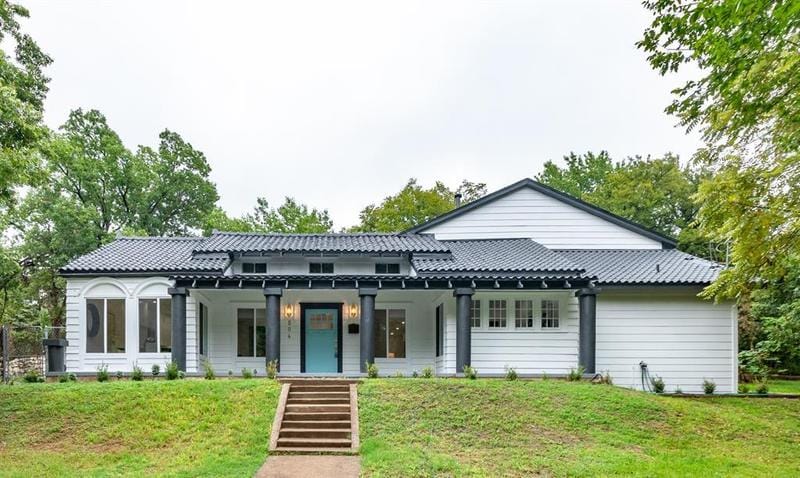 504 S Ravinia Dr, Dallas, TX 75211 for Sale