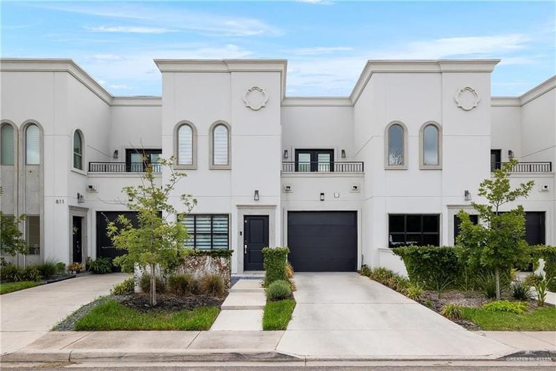813 Lucia Street, Mission, TX 78572 for Sale