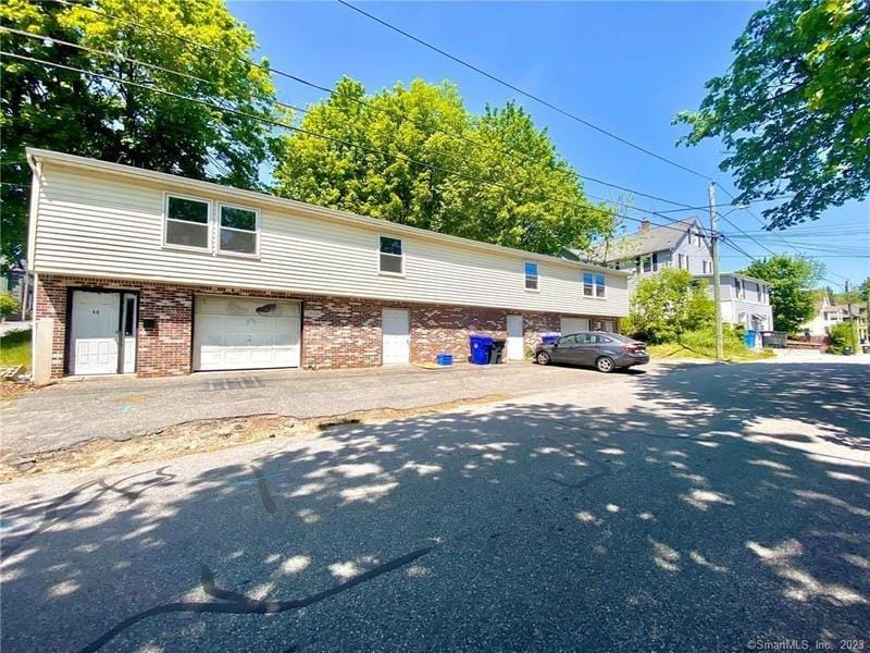 Apartment, Multi-family Rental - Torrington, CT  46 French St for Sale