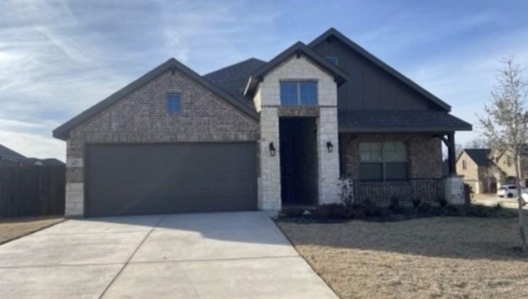 237 Rosemary Dr, Azle, TX 76020 - MLS 20521452 for Sale