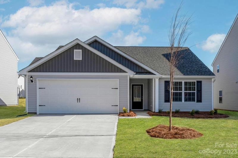 409 APEX CIR, Shelby, NC 28152 Single Family Residence For Sale  MLS# 4100097