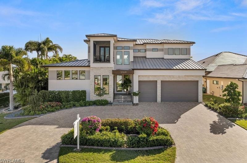 5769 Riverside Dr, Cape Coral, FL 33904 - MLS 224002845 for Sale