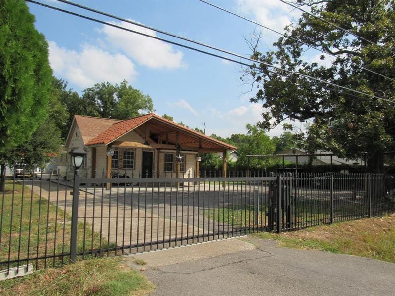 2229 Firnat Street, Houston, TX 77093 for Sale