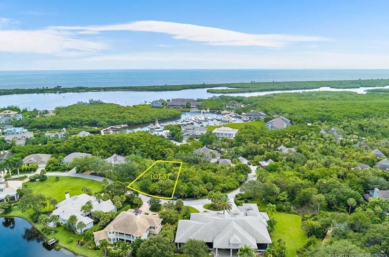 7752 SE Loblolly Bay Dr, Hobe Sound, FL 33455 - MLS M20040266 for Sale