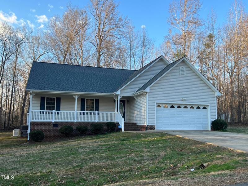 1235 Ravenwood Drive, Burlington, NC 27215 for Sale