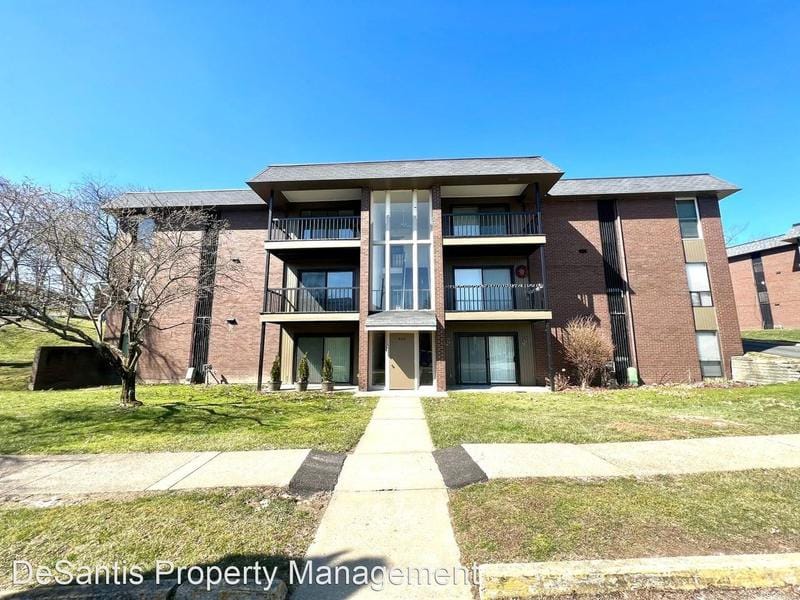 800 College Park Drive Unit #9  800 College Park Dr #9 for Sale