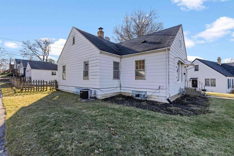 2104 Idaho Parkway, Rockford, IL 61108 for Sale