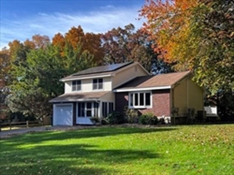 56326935  123 Lincoln St for Sale