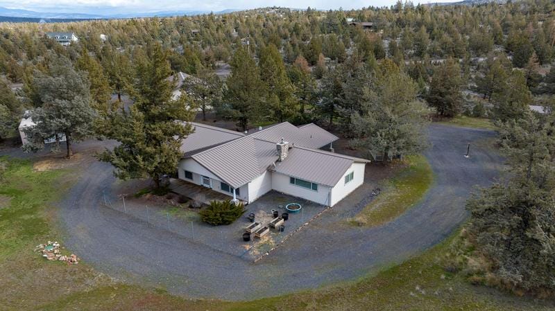 7043 Highland Drive, Powell Butte OR 97753 for Sale