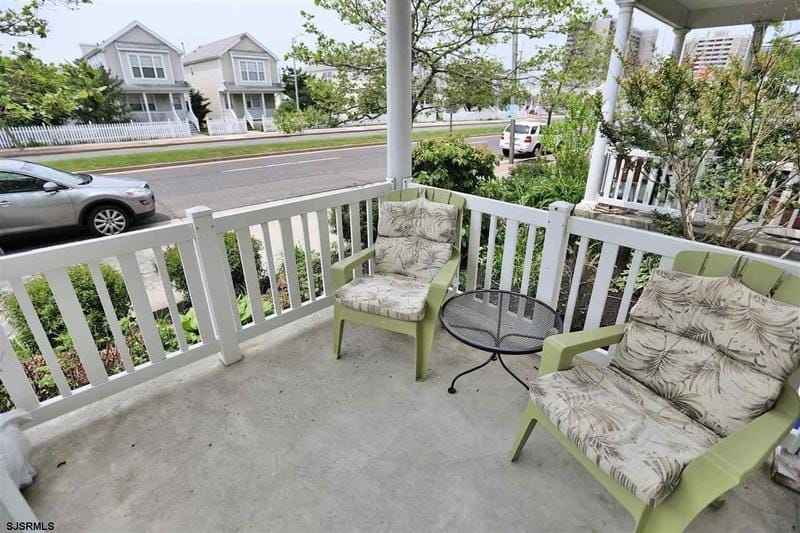 Single Family Residence - Atlantic City, NJ  23 N New Hampshire Ave for Sale