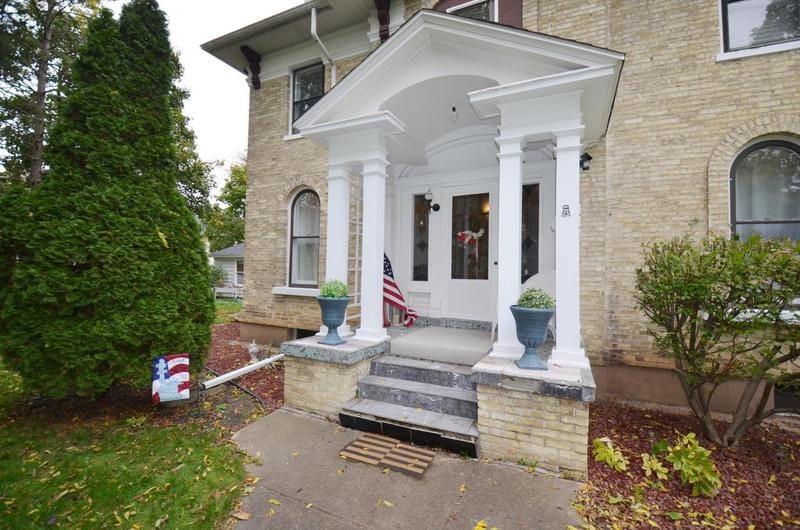 122 N Esterly Ave, Whitewater, WI 53190  MLS# 1855335 for Sale