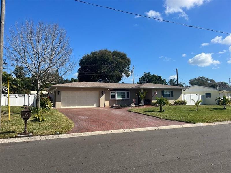 2156 University Court, Clearwater, FL 33764 for Sale