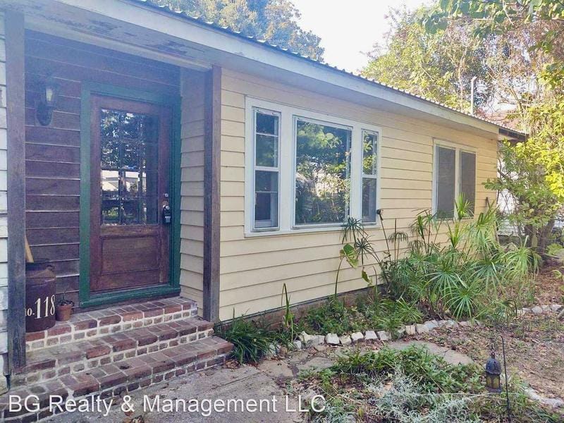 118 Louisa Blvd for Sale