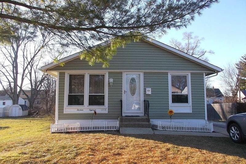 East End, ROUND LAKE BEACH, IL 60073  614861995 for Sale