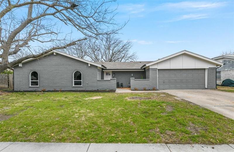 5809 Carolyn Dr, North Richland Hills, TX 76180 for Sale
