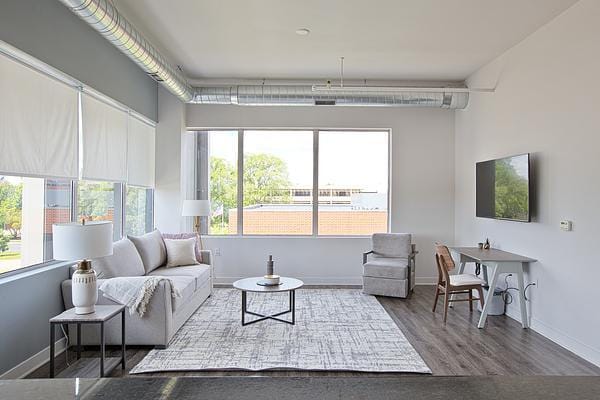Rent Arbor Lofts #3101 in Southfield, MI - Landing