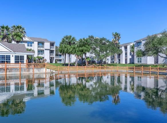 7400 Jones Dr unit 1221 - Galveston, TX 77551 - Home For Rent