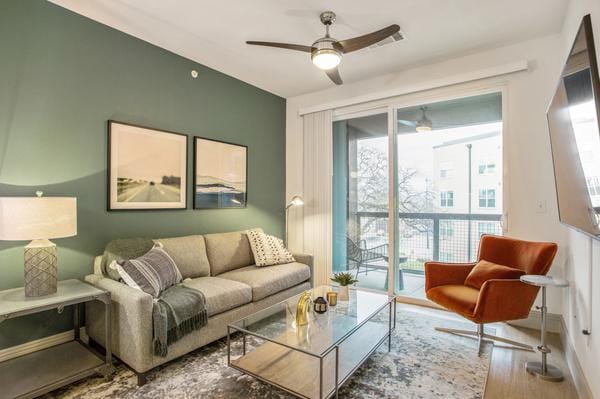 Rent Bell South Lamar #3025 in Austin, TX - Landing