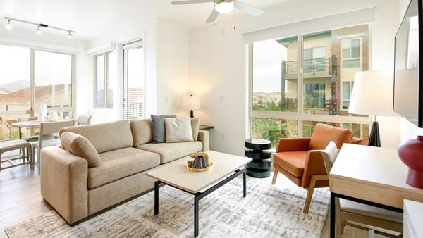 Rent Aviary Apartments #1522 in Henderson, NV - Landing