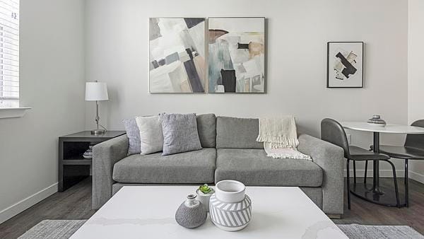 Rent Bellrock Memorial #2344 in Houston, TX - Landing
