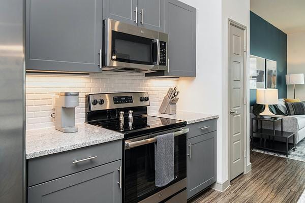 Rent ENVY Pompano Beach #A-0714 in Pompano Beach, FL - Landing