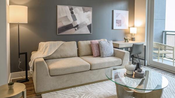 Rent Central Station on Orange #314 in Orlando, FL - Landing