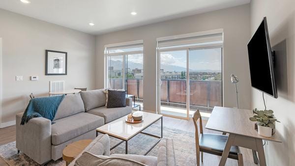 Rent Pier Pont By Urbana #507 in Salt Lake City, UT - Landing