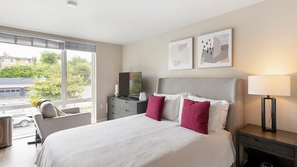 Rent 1711 #202 in Seattle, WA - Landing