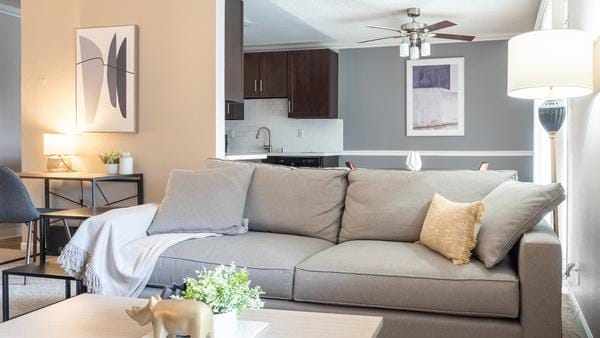 Rent La Valencia Apartment Homes #L010 in Campbell, CA - Landing