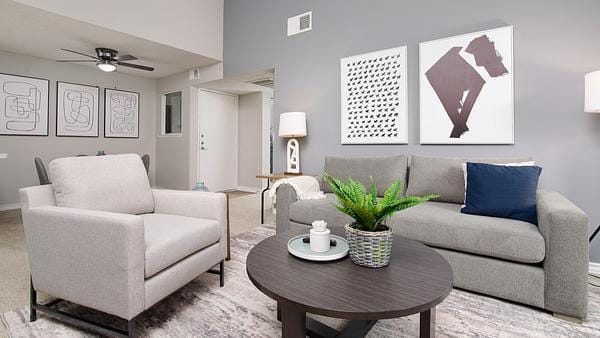 Rent El Paseo #068 in Tustin, CA - Landing
