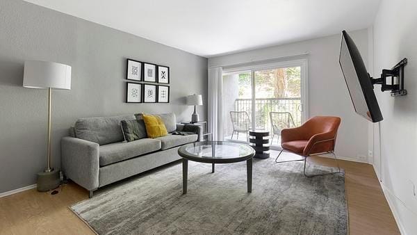 Rent AVA Toluca Hills # 00P-118 in Los Angeles, CA - Landing