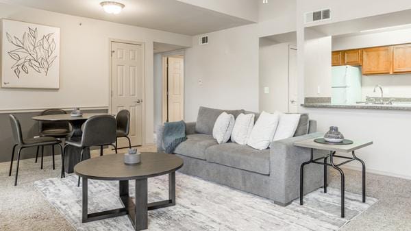 Rent Villas at Stonebridge #2328 in Edmond, OK - Landing