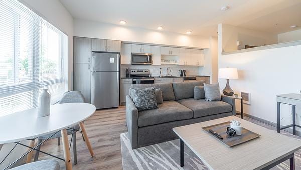Rent Midtown 64 #A204 in Kent, WA - Landing