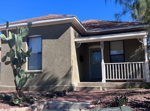 242 N 2nd Ave - Tucson, AZ 85719 - Home For Rent