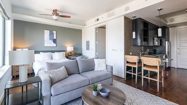 Rent The Taylor #13119 in Dallas, TX - Landing