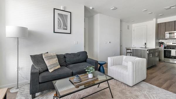 Rent Allaso Journal Center #1206 in Albuquerque, NM - Landing