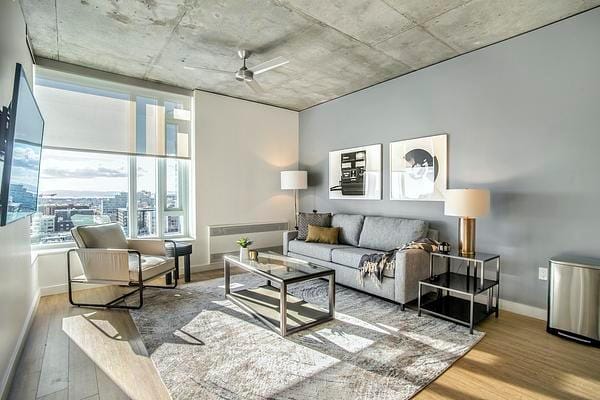 Rent Mode #222S in Chicago, IL - Landing