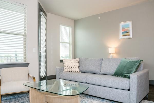 Rent Axis at Wycliff #01-345 in Dallas, TX - Landing