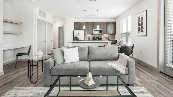 Rent The Abbey at Northpoint #315 in Spring, TX - Landing