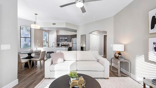 Rent Cyan at Green Valley Apartments #0417 in Las Vegas, NV - Landing