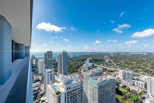 2 bedroom in Miami FL 33131 for Rent