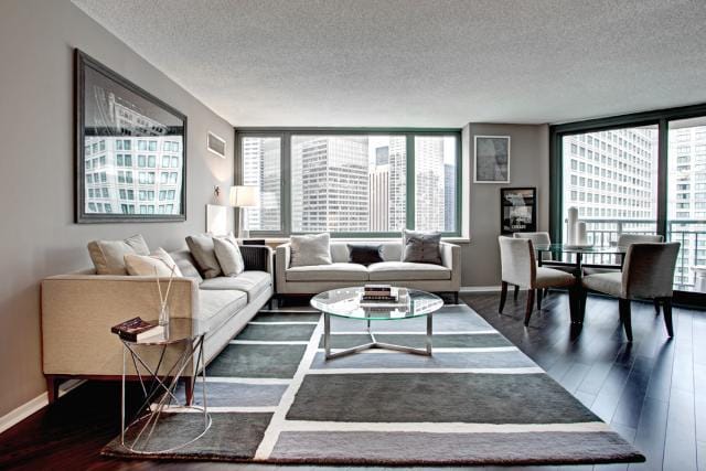 0 bedroom in Chicago IL 60611 for Rent