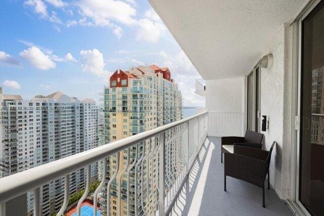 1 bedroom in Miami FL 33131 for Rent