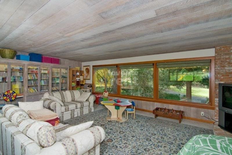 Santa Rosa 4 bedrooms 2.5 bathrooms house for Rent