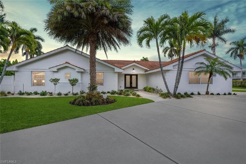 420 Harbour Drive, Naples, FL 34103 for Rent