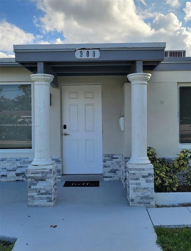 900 Southwest 31st Street, Unit 900, Fort Lauderdale, FL 33315 for Rent