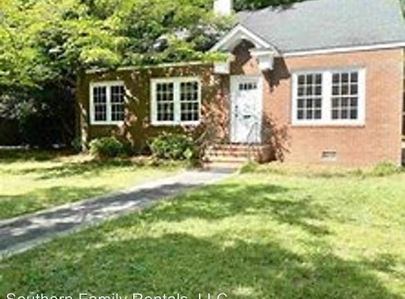 208 N Calhoun St - Dublin, GA 31021 - Home For Rent
