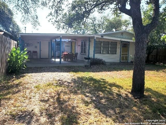 305 North 4th Street, Fulton, TX 78382 for Rent