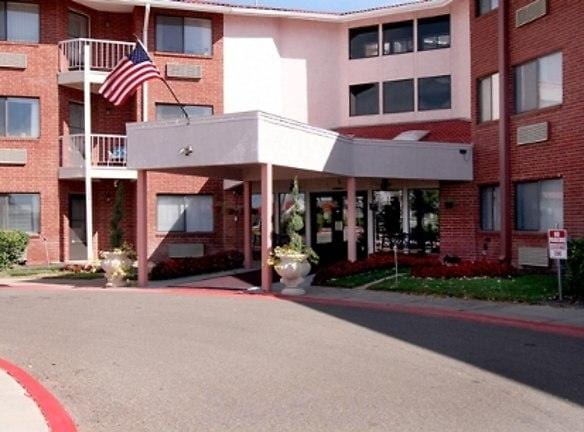 The Clairmont - 4707 Bell St - Amarillo, TX Apartments for Rent